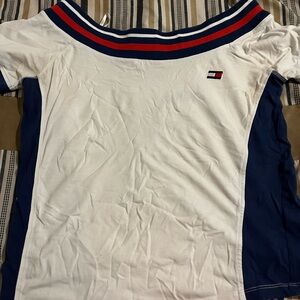 90s vibes Tommy Hilfiger